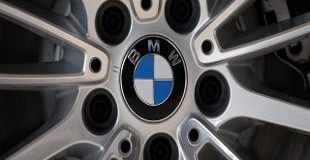 BMW buys Chinese firm to drive car leasing business