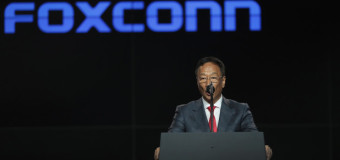 Foxconn will build Wisconsin factory after talk with Trump