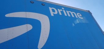 Amazon’s ‘record’ holiday sales helps Nasdaq blow past 9,000