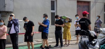 Coronavirus cases stabilize in China while Italy sees drop in deaths