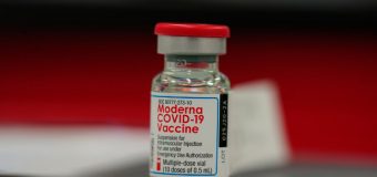 Moderna confident COVID-19 vaccine will work against new strain